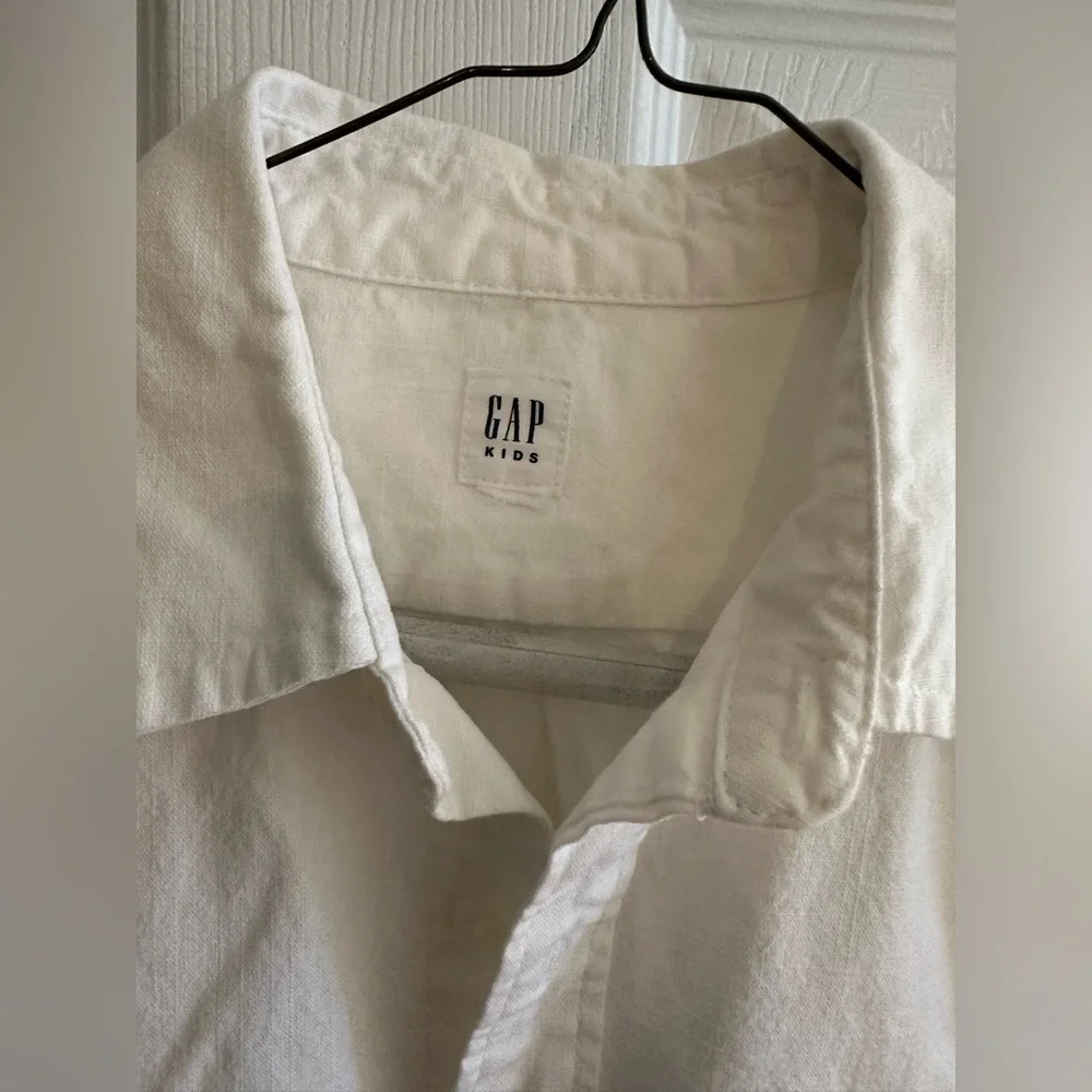 NWOT Gapkids white waffle knit type short sleeve button down size 10
